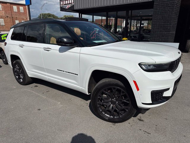 Used 2023 Jeep Grand Cherokee L Summit w/ High Altitude Package AWD/4WD image 2