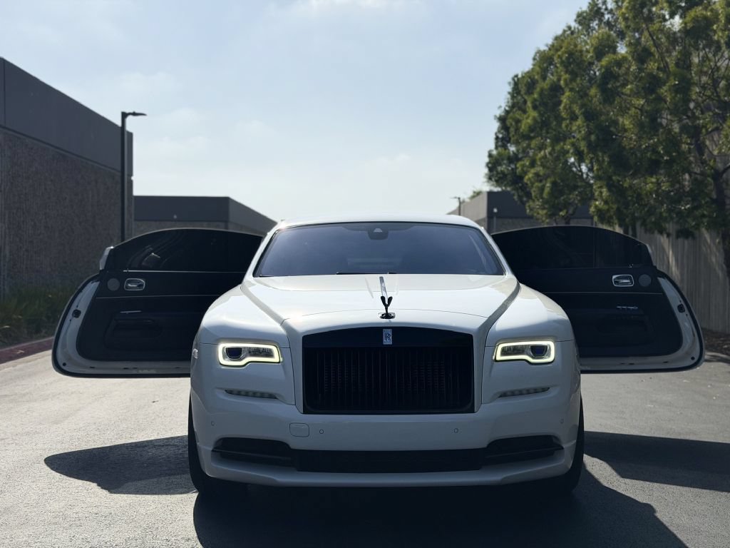 Used 2017 Rolls-Royce Wraith RWD image 13