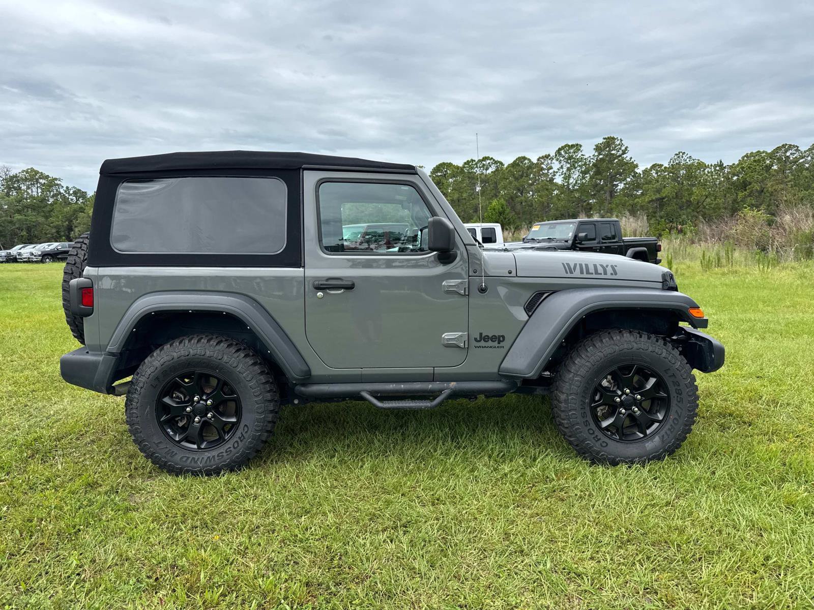 Certified 2021 Jeep Wrangler Sport AWD/4WD image 2