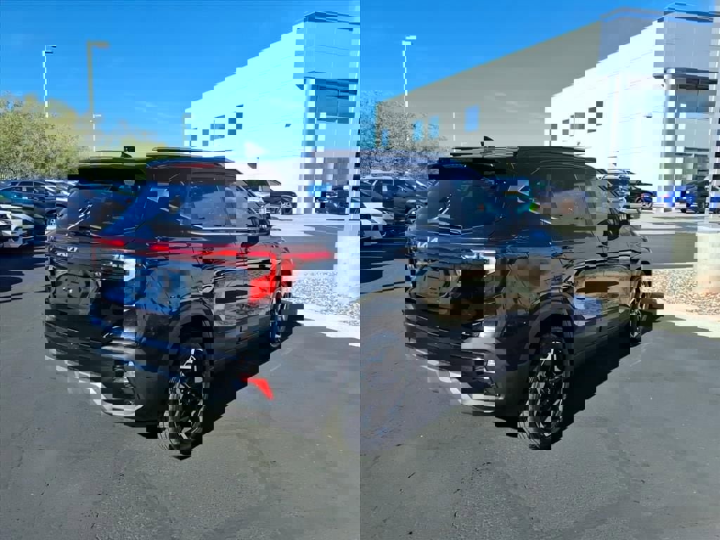 Used 2024 Kia Seltos EX image 11