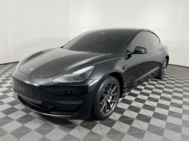 Used 2023 Tesla Model 3 Standard Range RWD image 6