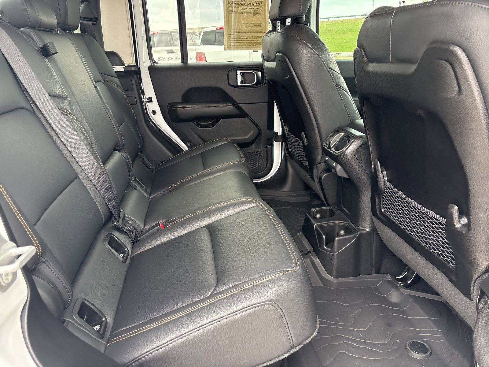 Used 2025 Jeep Gladiator Sport image 16