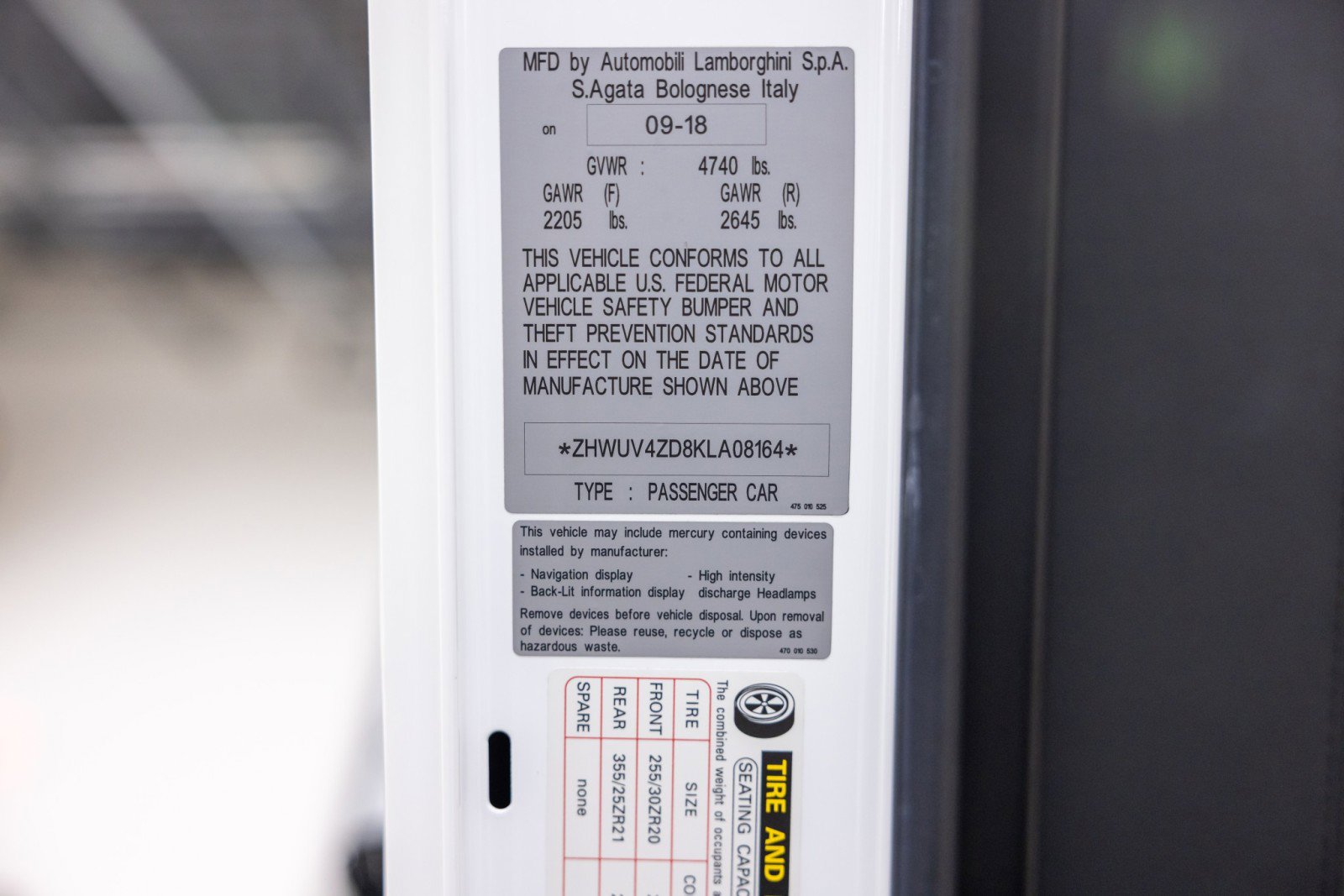 Used 2019 Lamborghini Aventador S image 70