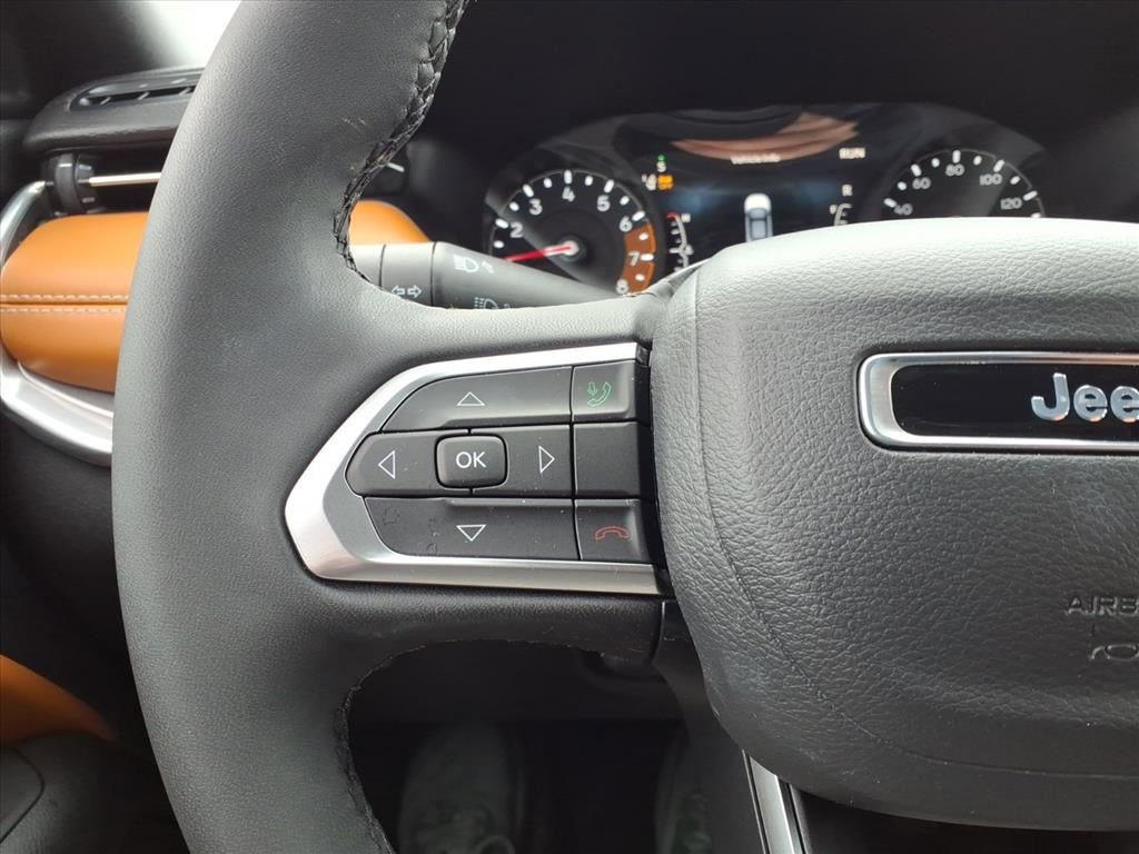 Certified 2024 Jeep Compass Limited image 17