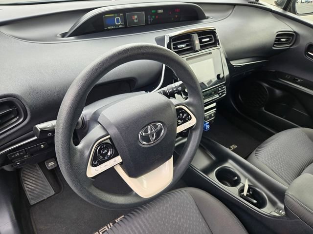Certified 2017 Toyota Prius Two w/ Carpet Mat Package FWD image 12