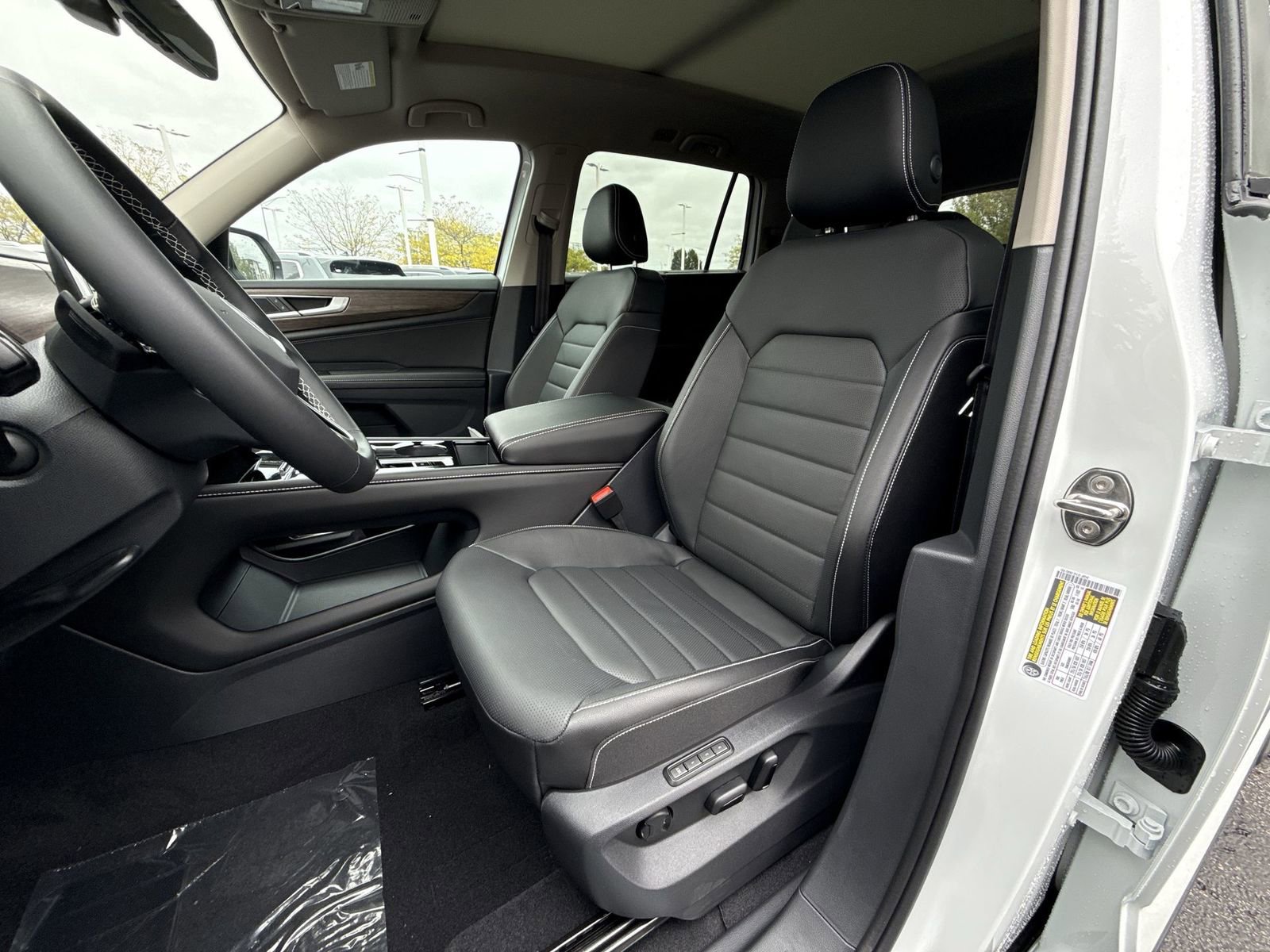 New 2026 Volkswagen Atlas SEL AWD/4WD image 12