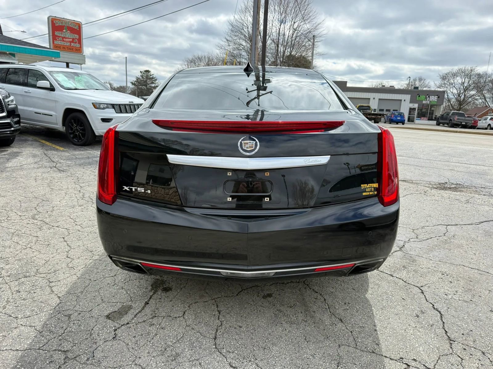 Used 2015 Cadillac XTS Luxury AWD/4WD image 4