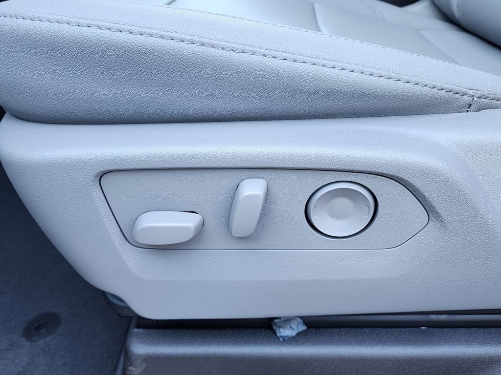 New 2026 GMC Sierra 1500 SLT w/ SLT Premium Plus Package image 19