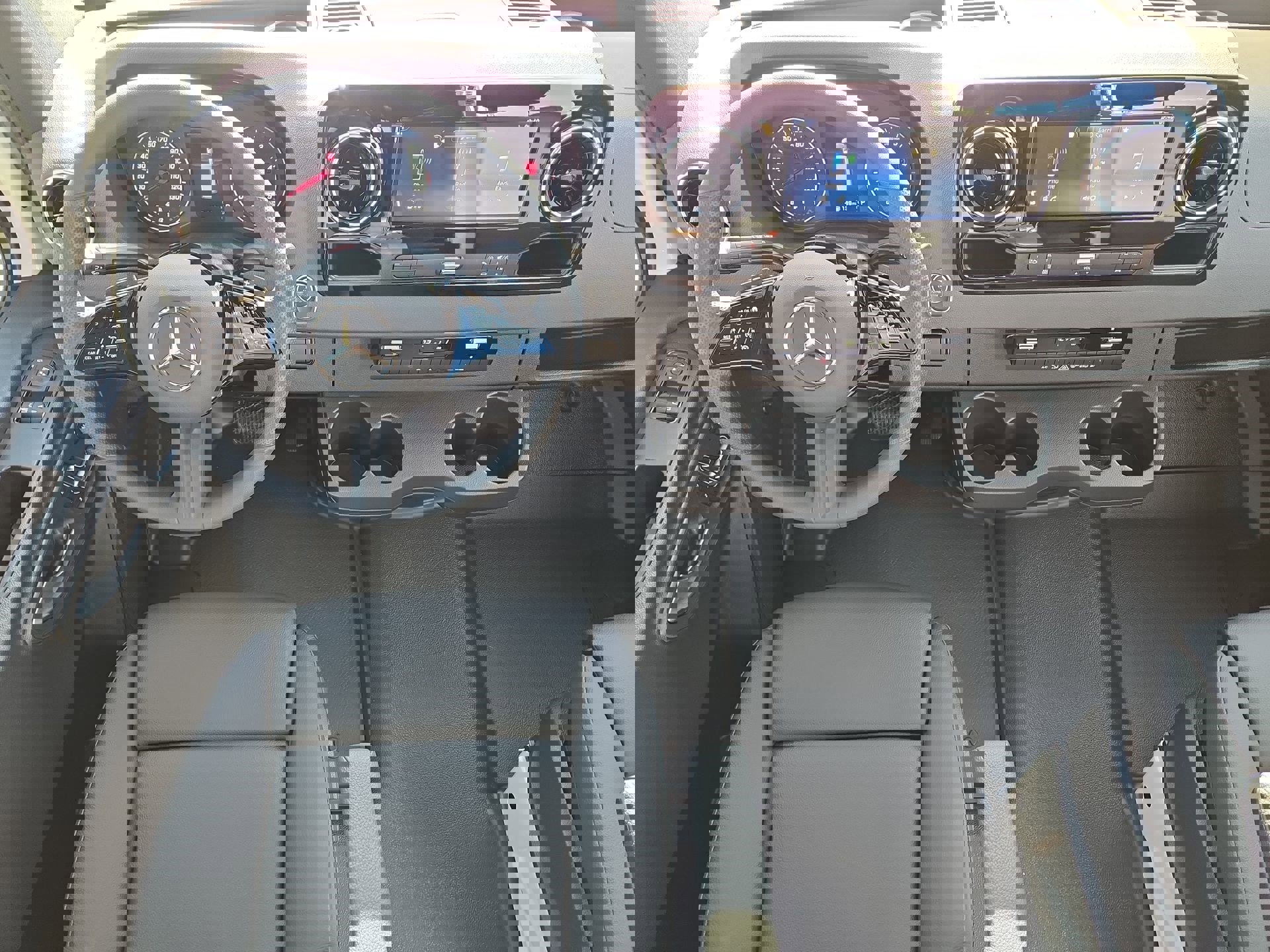New 2026 Mercedes-Benz Sprinter 2500 image 14