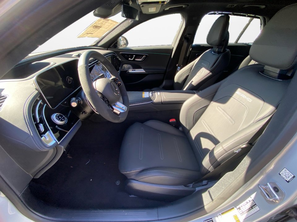 New 2026 Mercedes-Benz E 53 AMG 4MATIC Sedan image 9