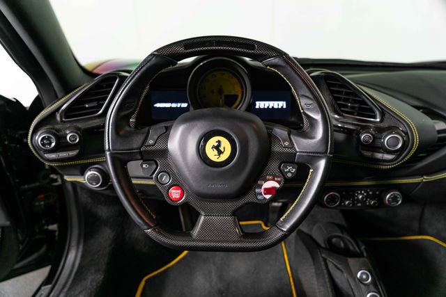 Used 2017 Ferrari 488 GTB RWD image 18