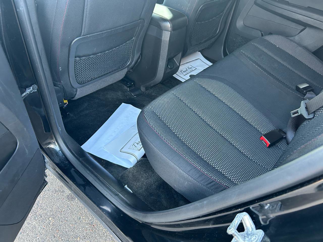 Used 2015 Chevrolet Equinox LT w/ Driver Convenience Package image 9