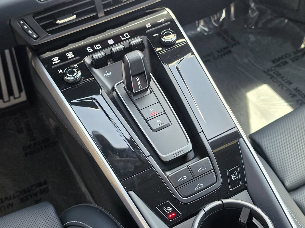 Certified 2025 Porsche 911 Carrera 4 GTS AWD/4WD image 25