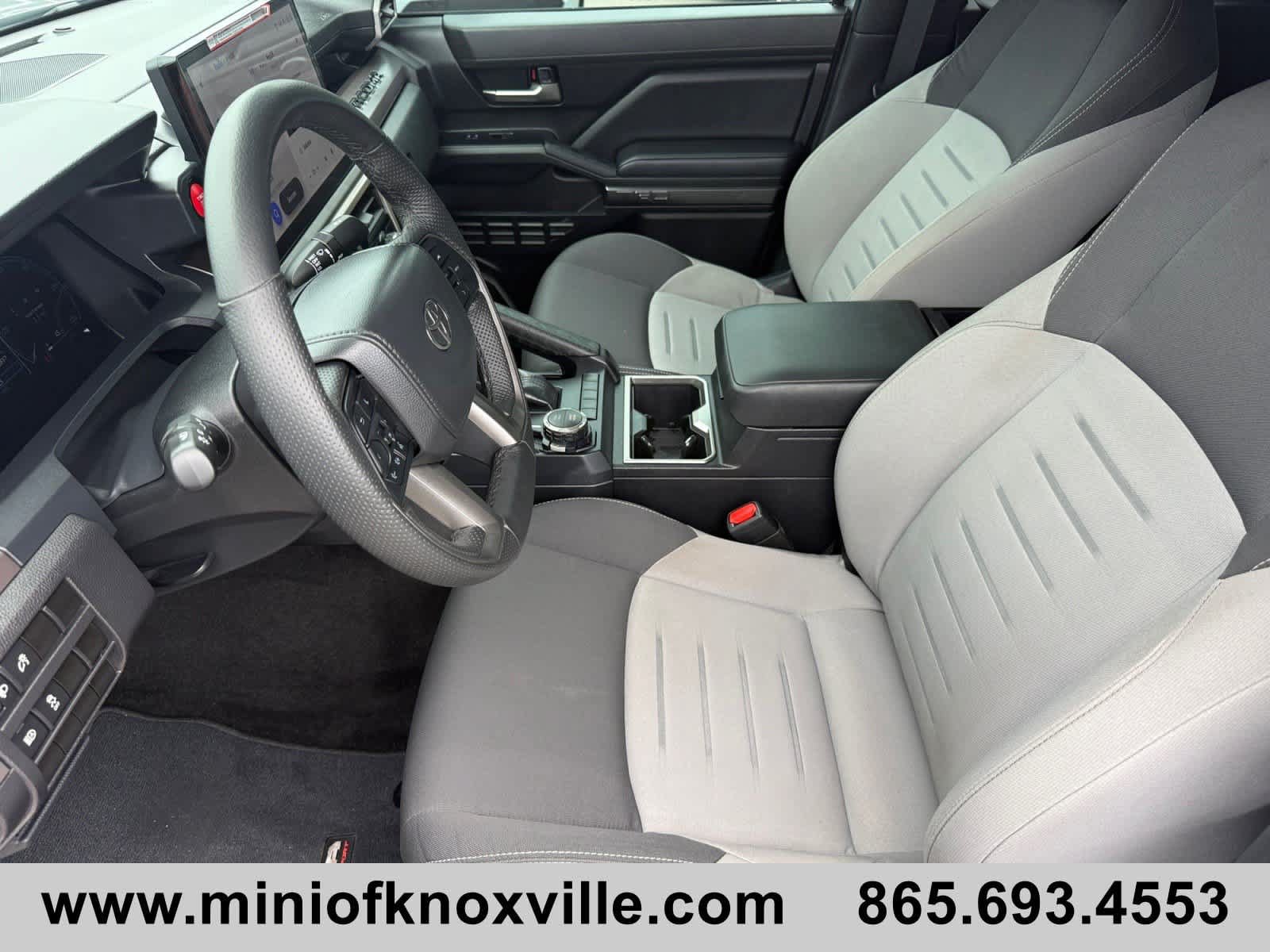 Used 2024 Toyota Tacoma TRD Sport AWD/4WD image 13
