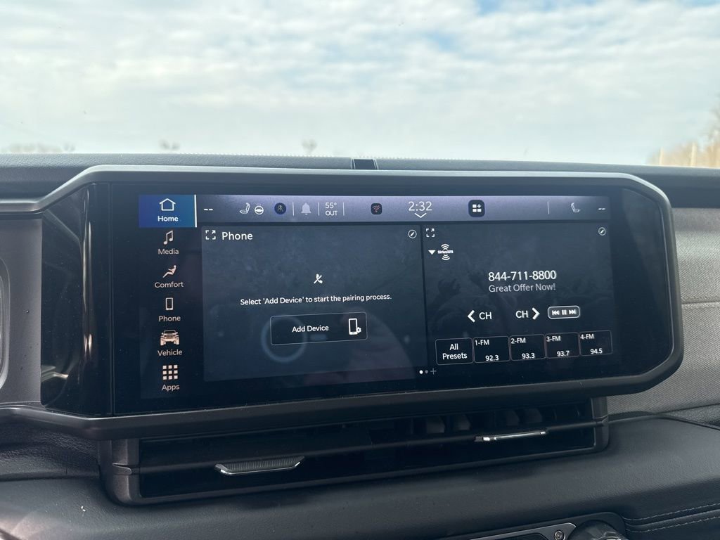 Used 2025 Jeep Wrangler Unlimited Sahara w/ Safety Group image 25