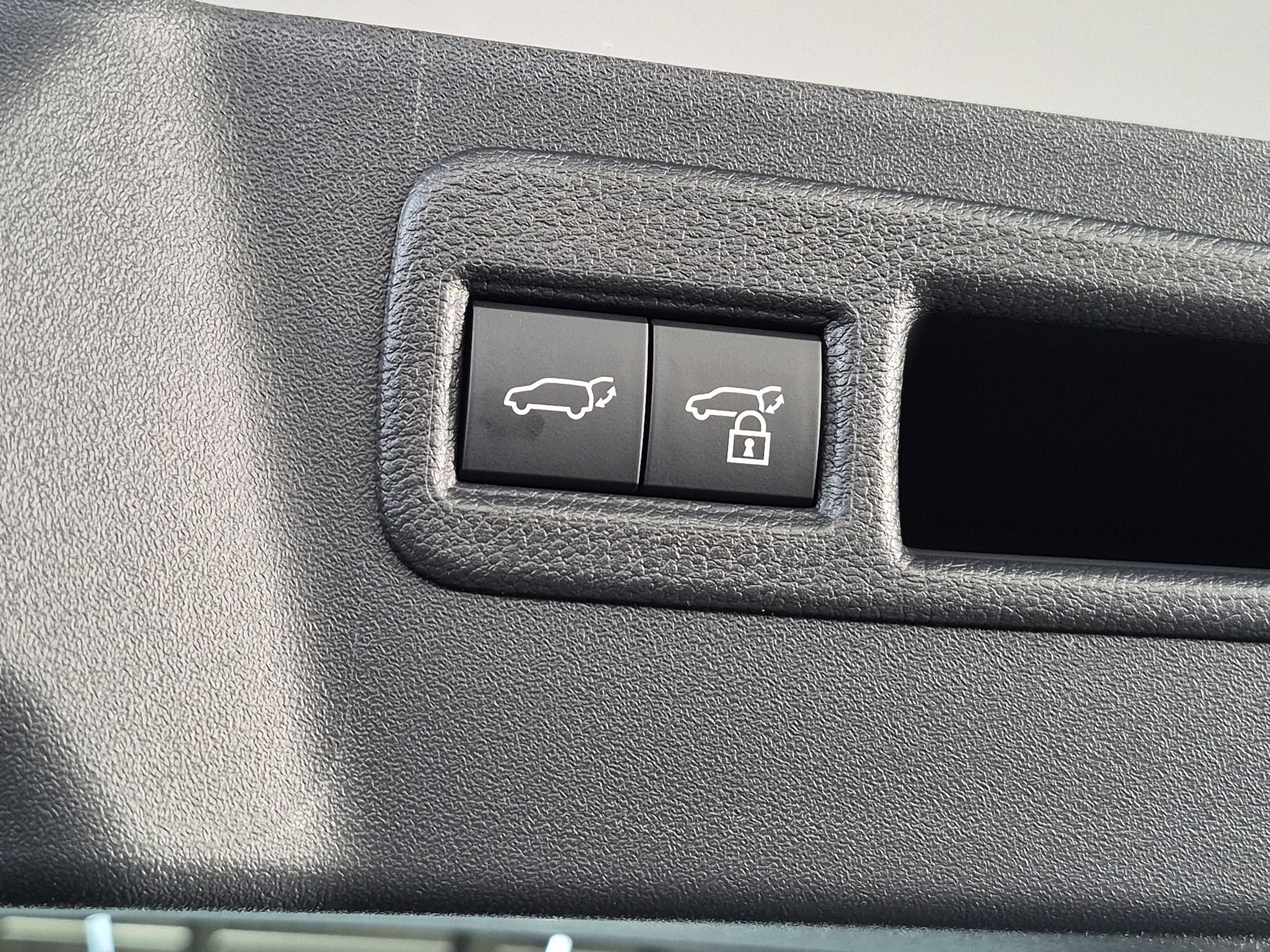 New 2026 Toyota C-HR AWD/4WD image 23