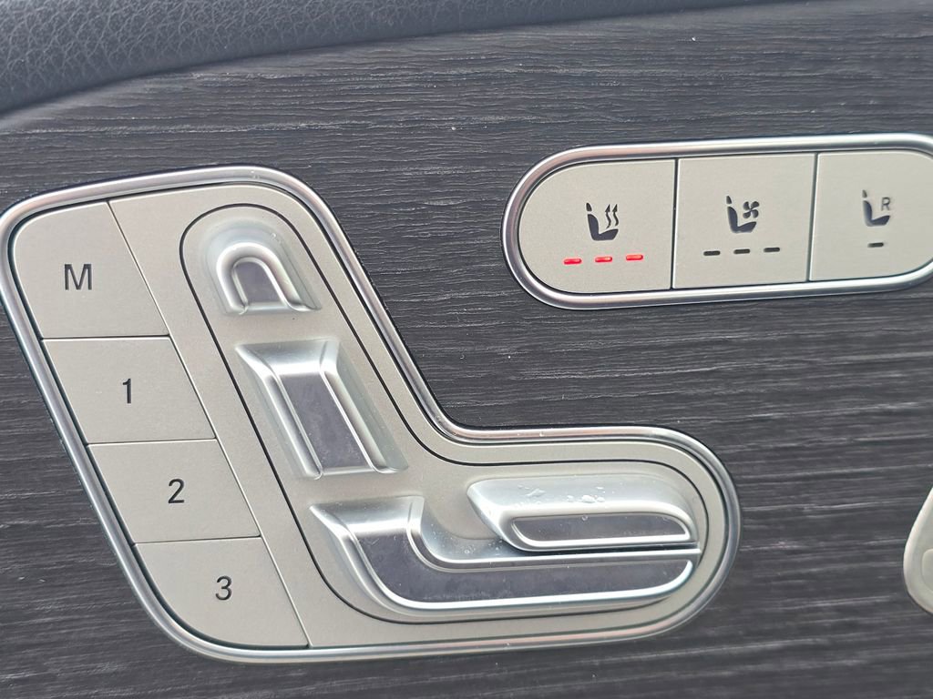 Certified 2022 Mercedes-Benz GLS 450 4MATIC image 7