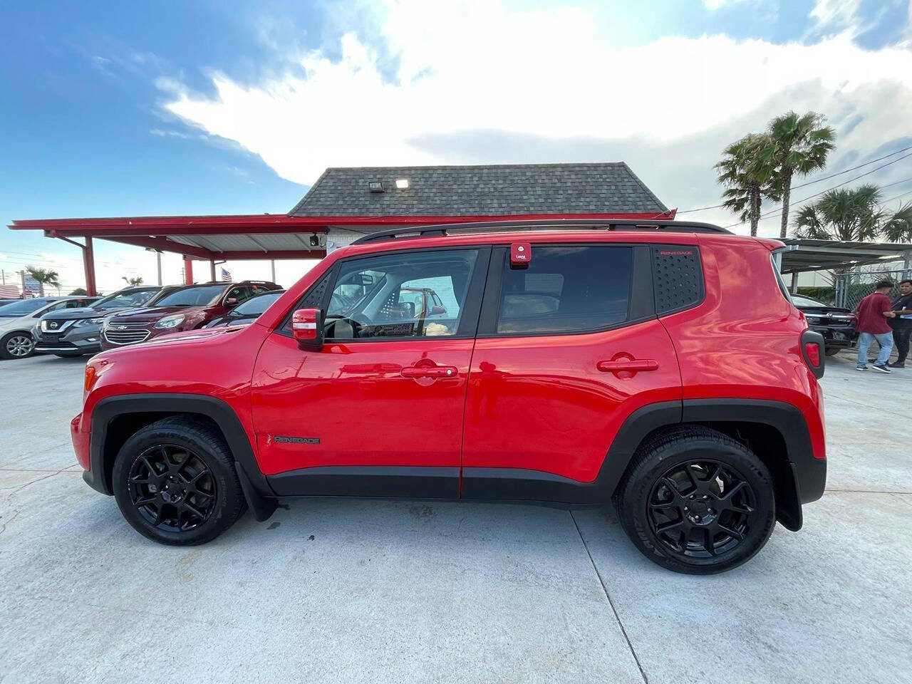 Used 2020 Jeep Renegade Altitude w/ Cold Weather Group FWD image 6