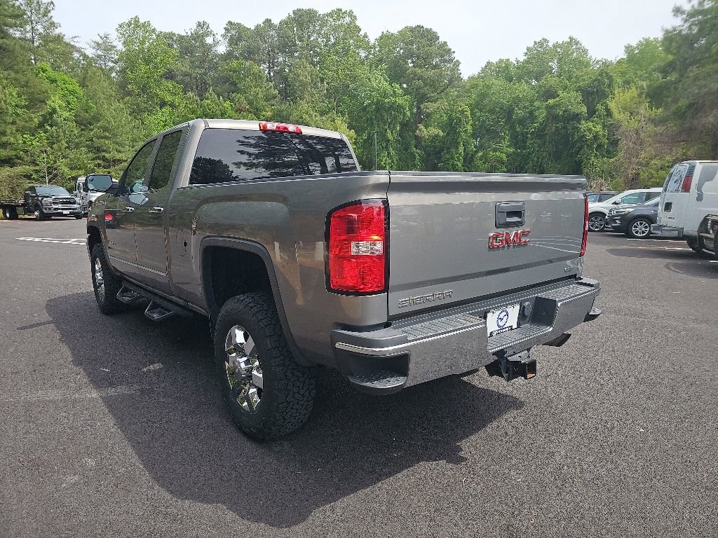 Used 2017 GMC Sierra 2500 SLT AWD/4WD image 8