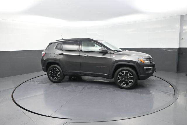 Used 2019 Jeep Compass Trailhawk AWD/4WD image 33