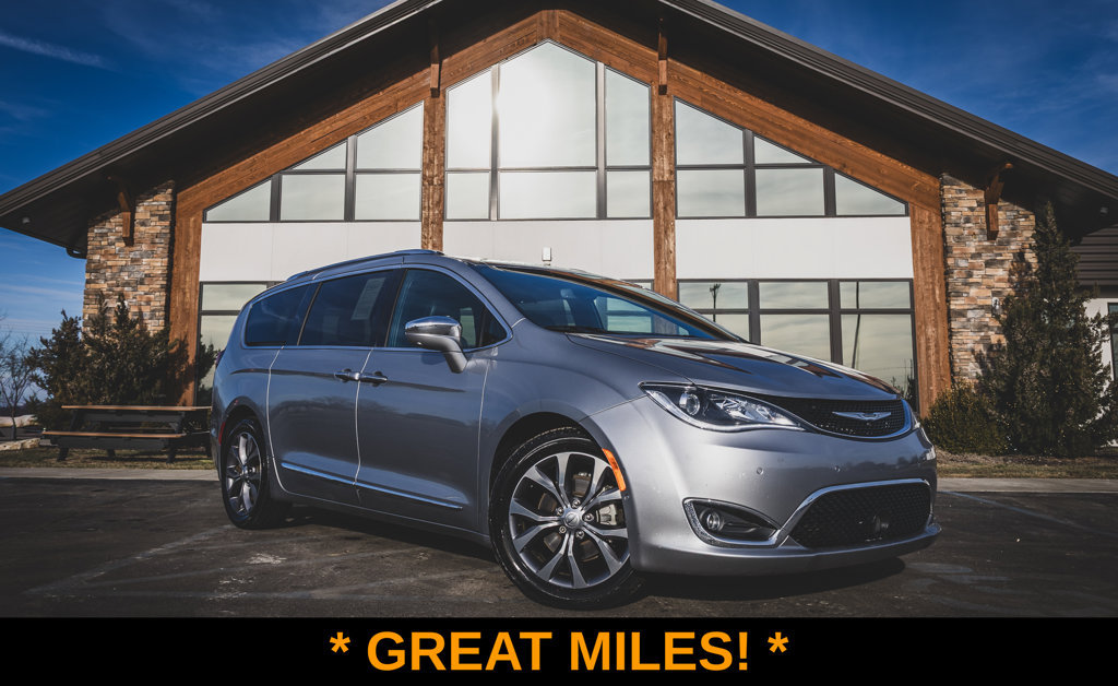 Used 2020 Chrysler Pacifica Limited
