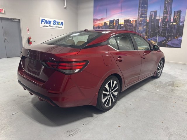 Used 2022 Nissan Sentra SV w/ SV Premium Package image 5