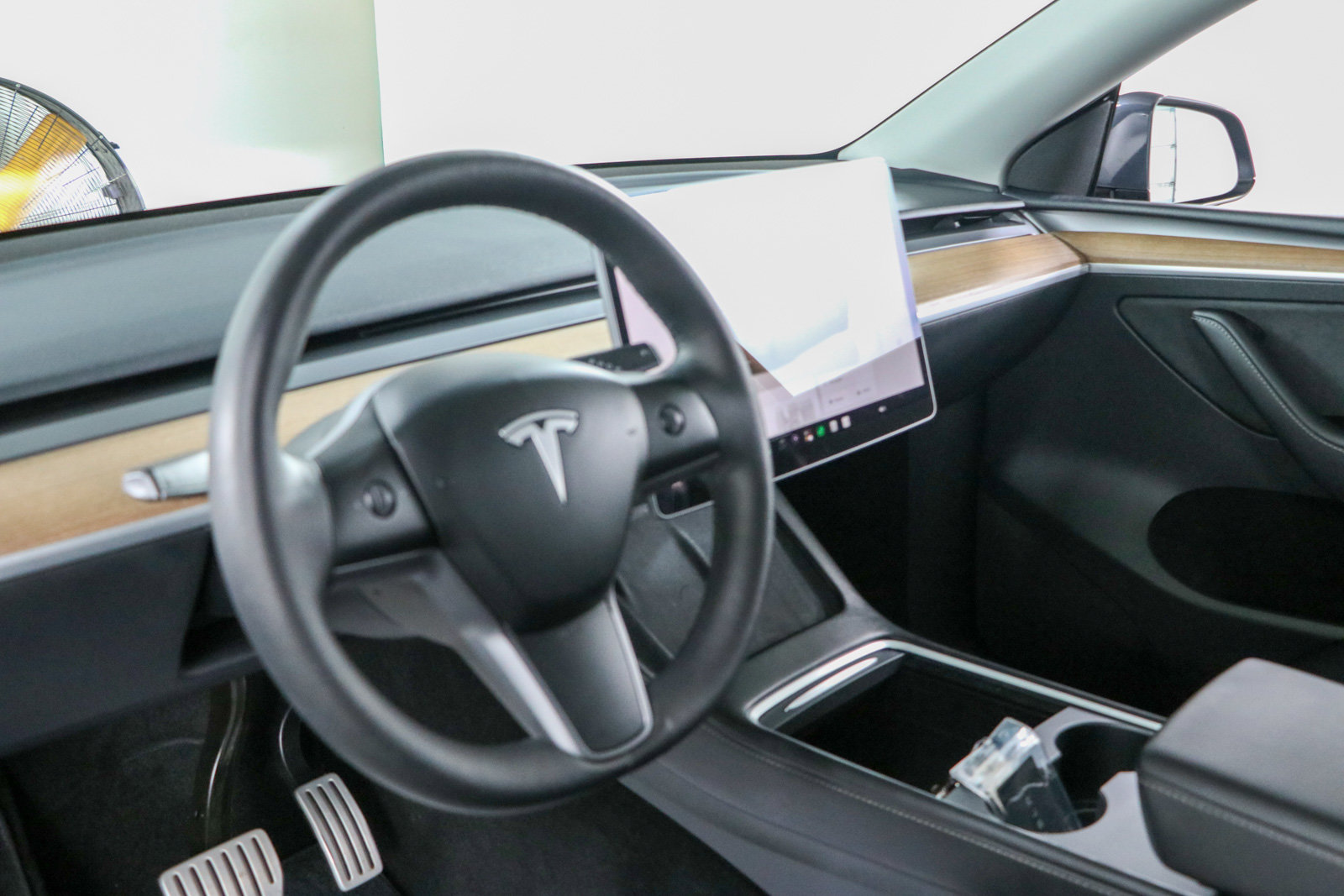 Used 2023 Tesla Model Y Performance AWD/4WD image 20
