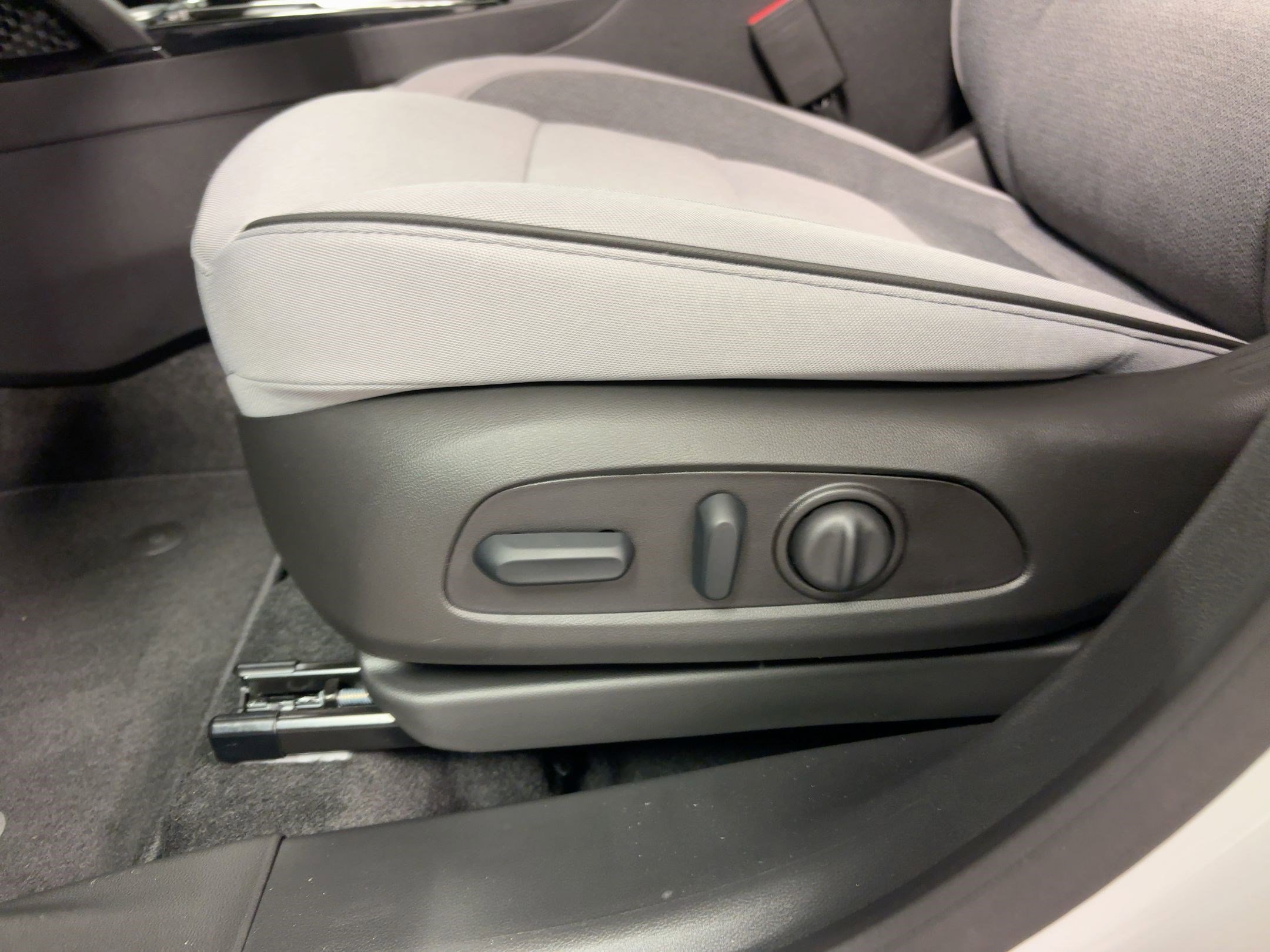 New 2026 Chevrolet TrailBlazer LT w/ Convenience Package image 12