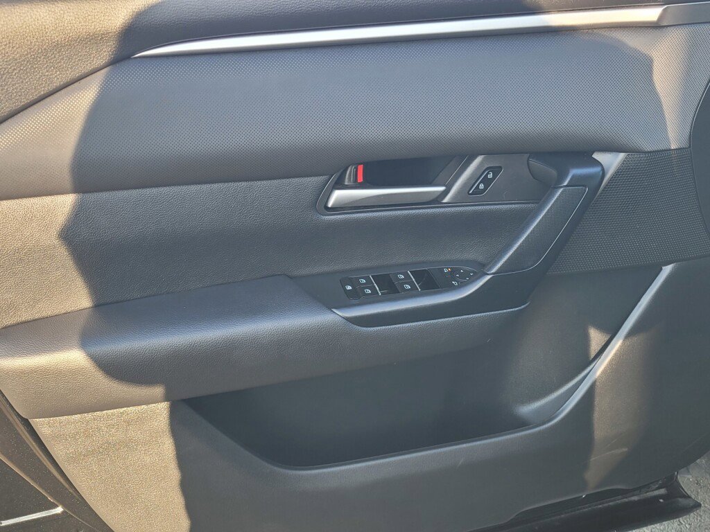 Used 2024 MAZDA CX-50 AWD 2.5 S w/ Preferred Package image 17