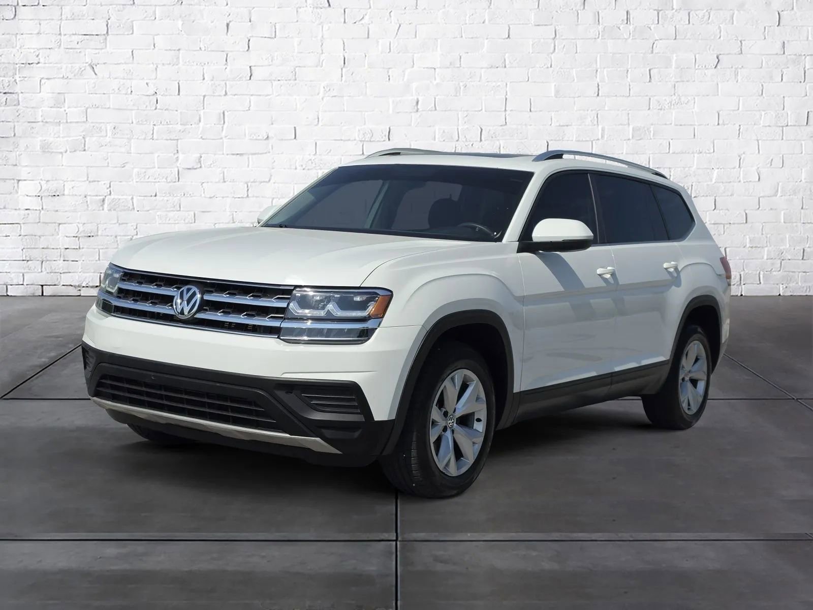 Used 2018 Volkswagen Atlas Launch Edition FWD image 6