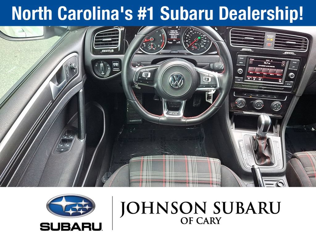 Used 2019 Volkswagen Golf 4-Door FWD image 22