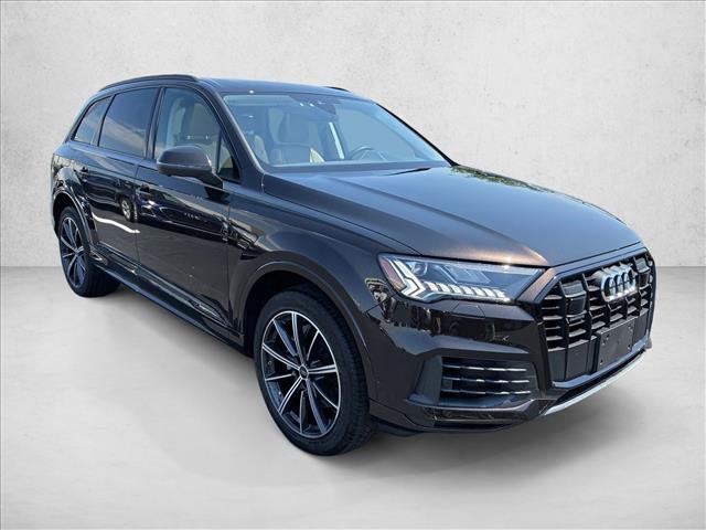 Used 2024 Audi Q7 3.0T Premium Plus AWD/4WD image 3