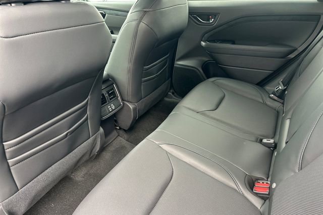 New 2026 Subaru Forester Limited image 9