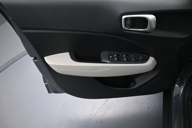 New 2026 Hyundai Venue SEL FWD image 10