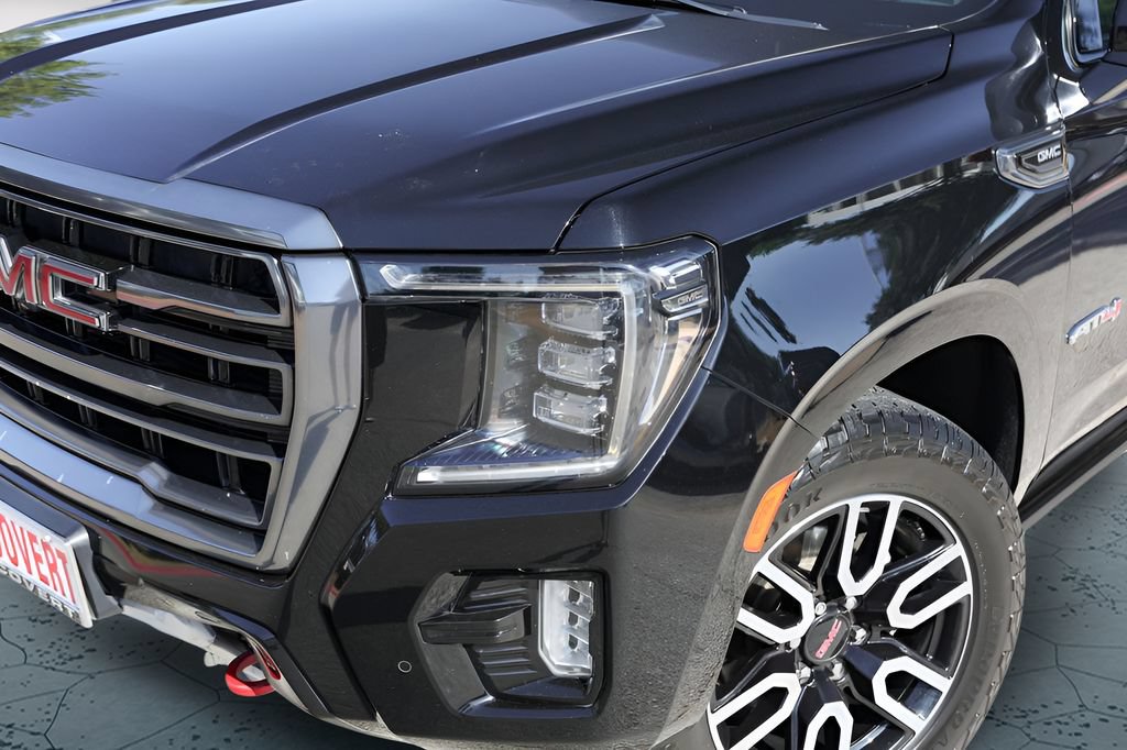 Used 2021 GMC Yukon AT4 w/ AT4 Premium Plus Package AWD/4WD image 3