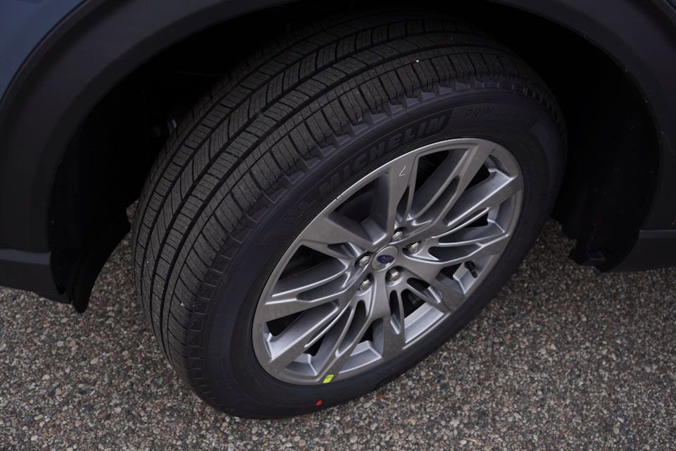 New 2026 Ford Explorer Active w/ Active Comfort Package image 9