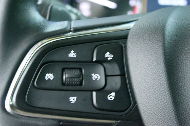 Used 2023 Buick Envision Essence w/ Sport Touring Package image 16