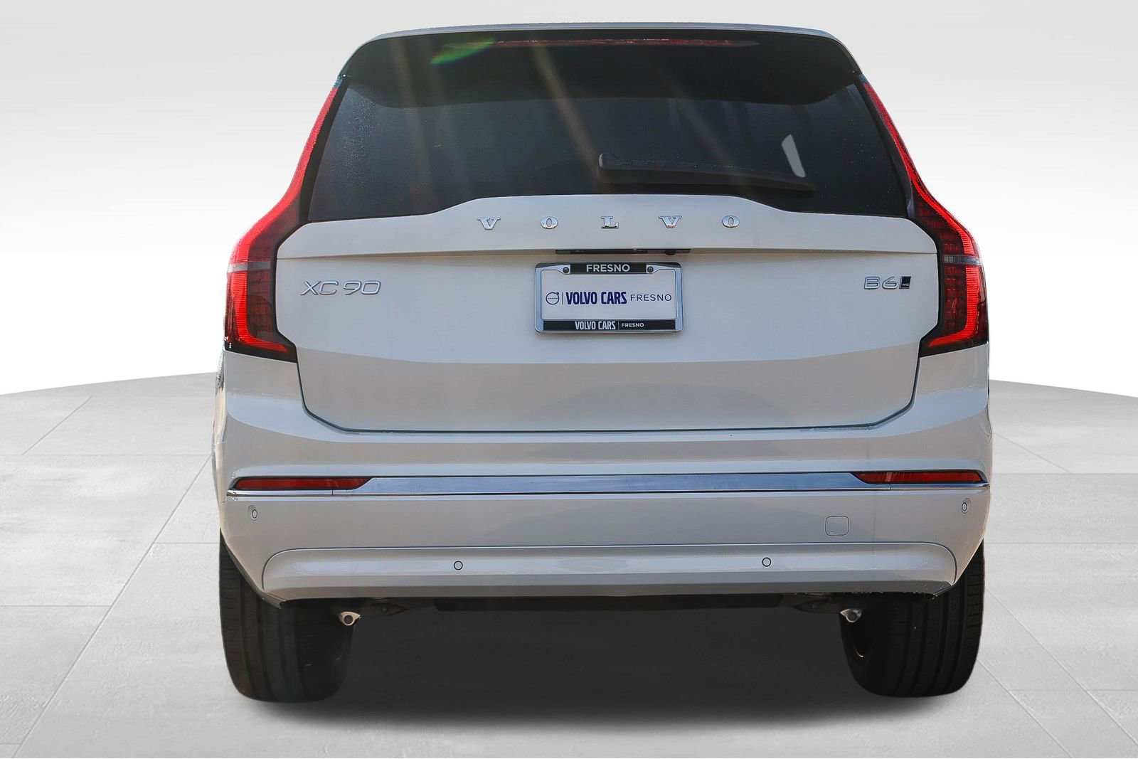 New 2026 Volvo XC90 B6 Ultra w/ Protection Package image 6