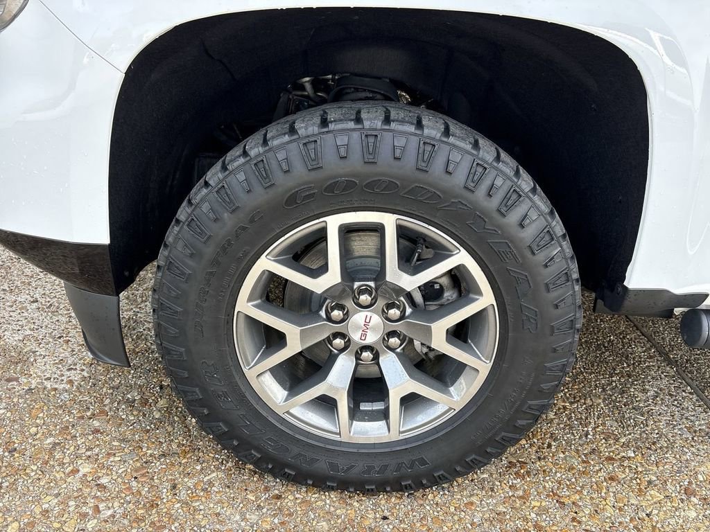 Certified 2022 GMC Canyon AT4 w/ Driver Alert Package image 33