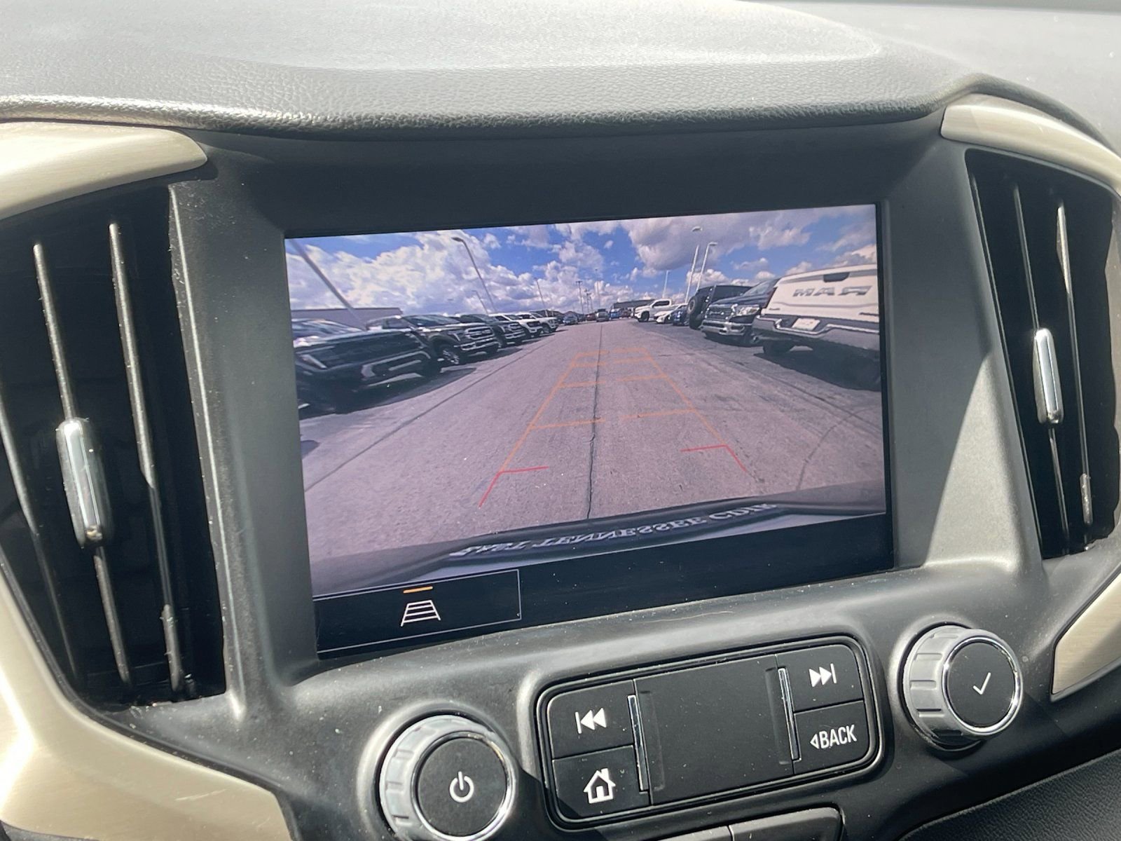 Used 2023 GMC Terrain Denali image 23