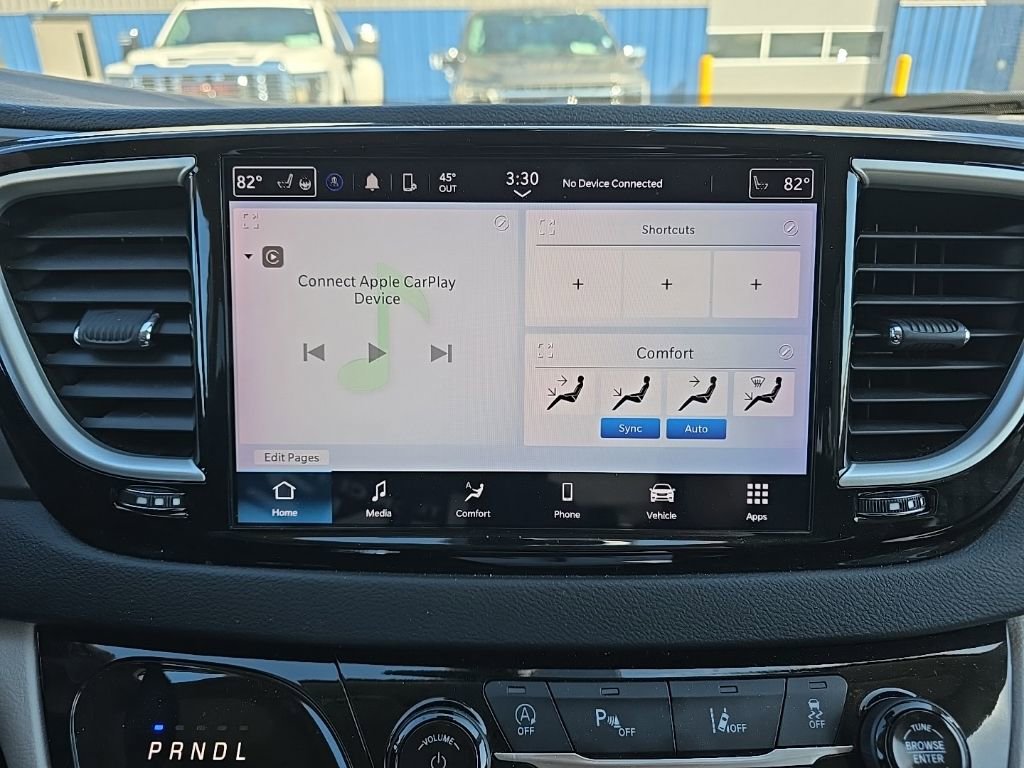 Used 2024 Chrysler Pacifica Touring-L image 25