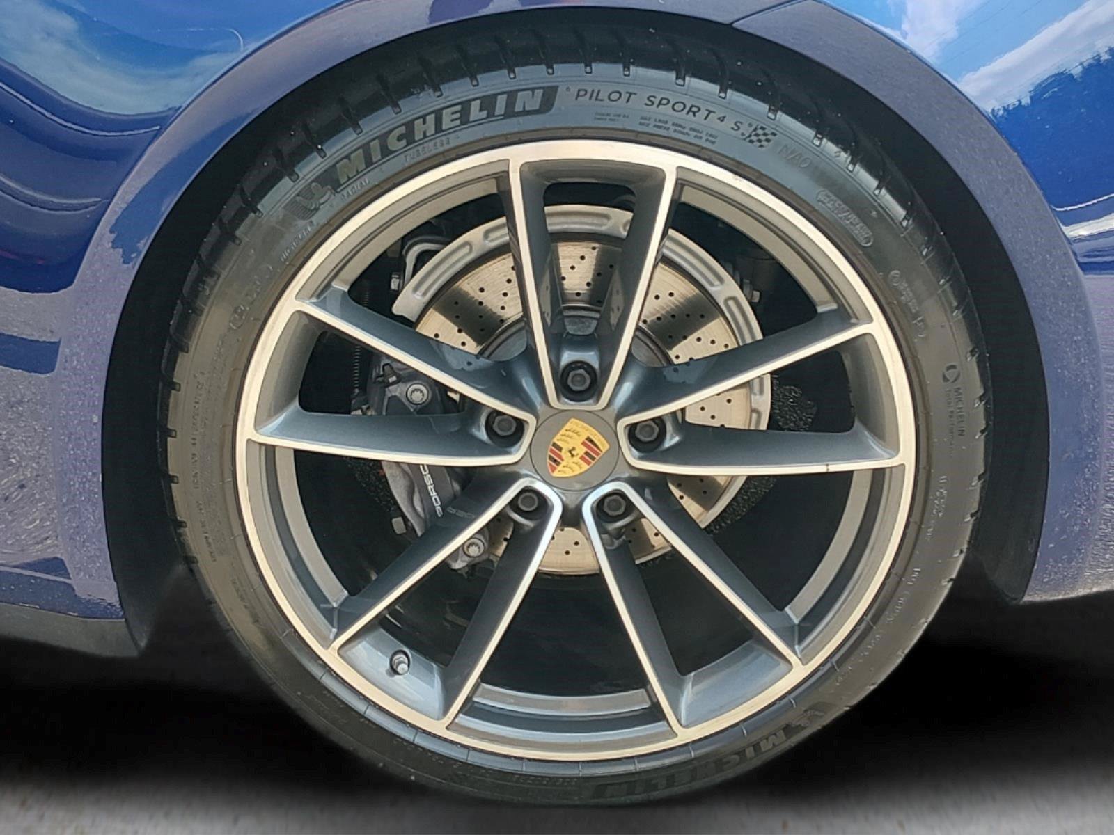 Used 2020 Porsche 911 Carrera RWD image 15