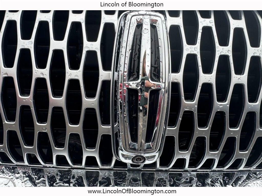 Certified 2023 Lincoln Nautilus Reserve w/ Equipment Group 201A image 18