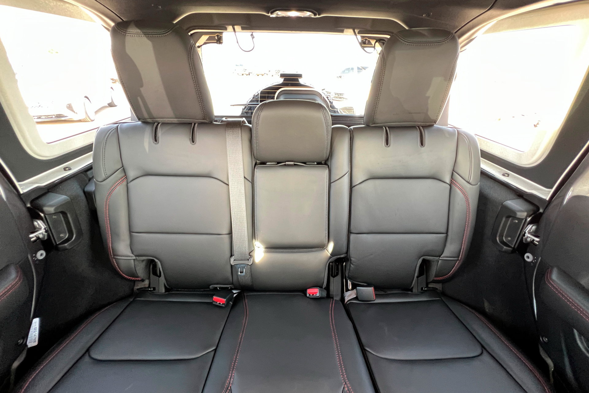 New 2026 Jeep Wrangler Unlimited Rubicon AWD/4WD image 25