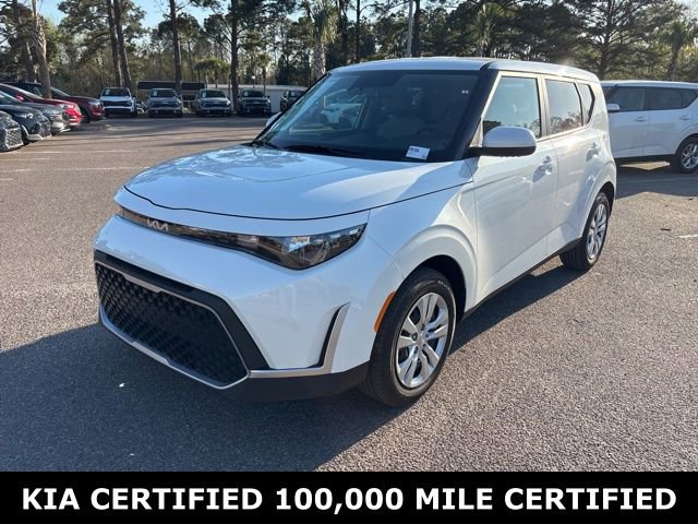 Certified 2025 Kia Soul LX image 1
