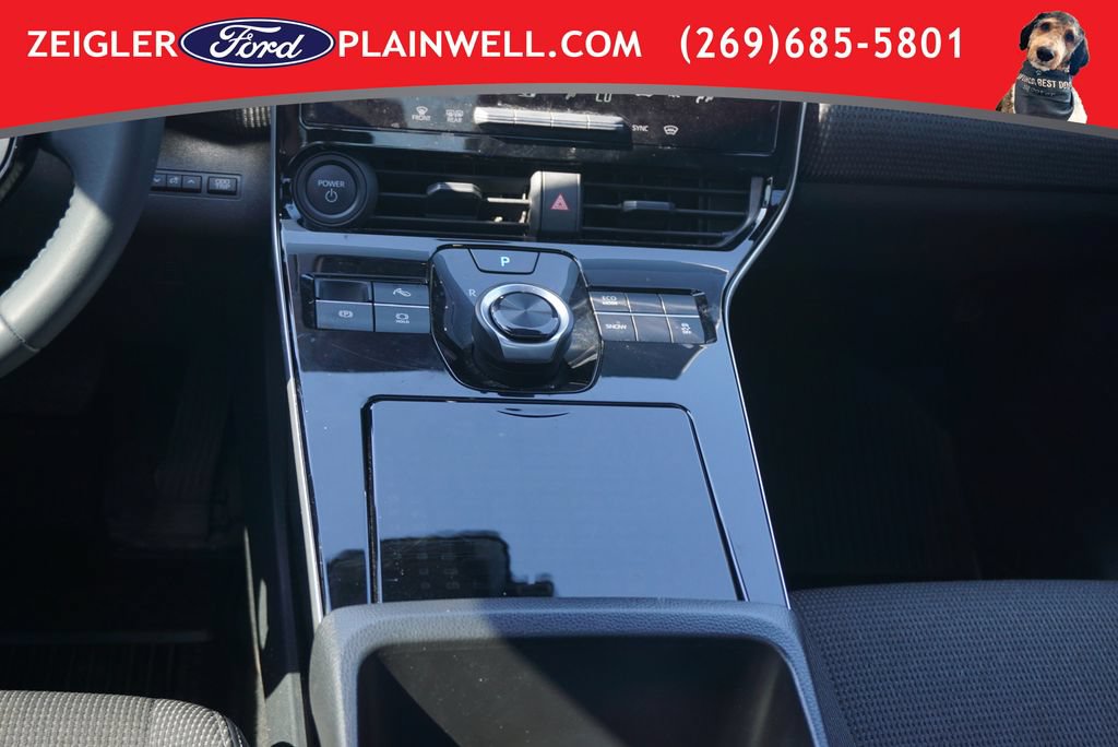 Used 2024 Toyota bZ4X FWD image 17