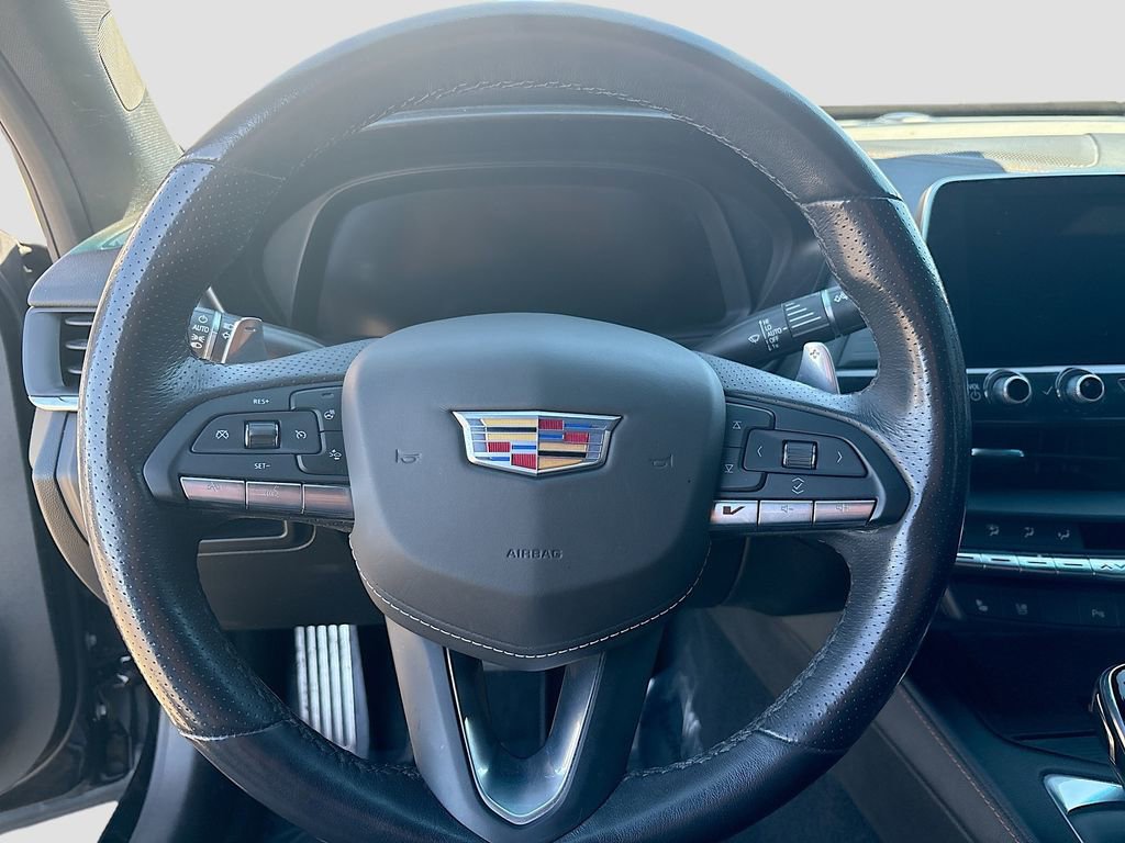 Used 2021 Cadillac CT4 V w/ Technology Package image 11