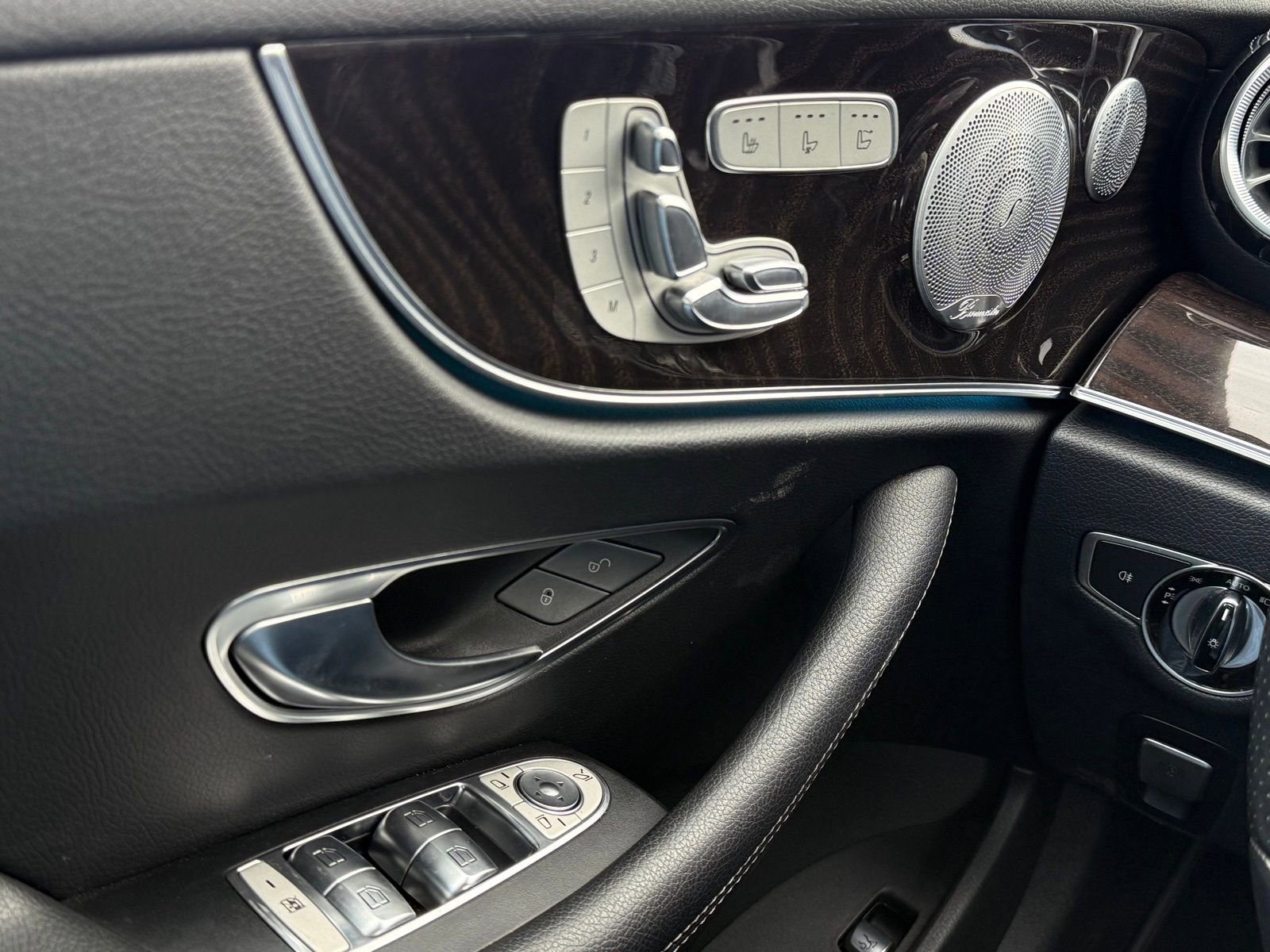 Used 2018 Mercedes-Benz E 400 Cabriolet image 32