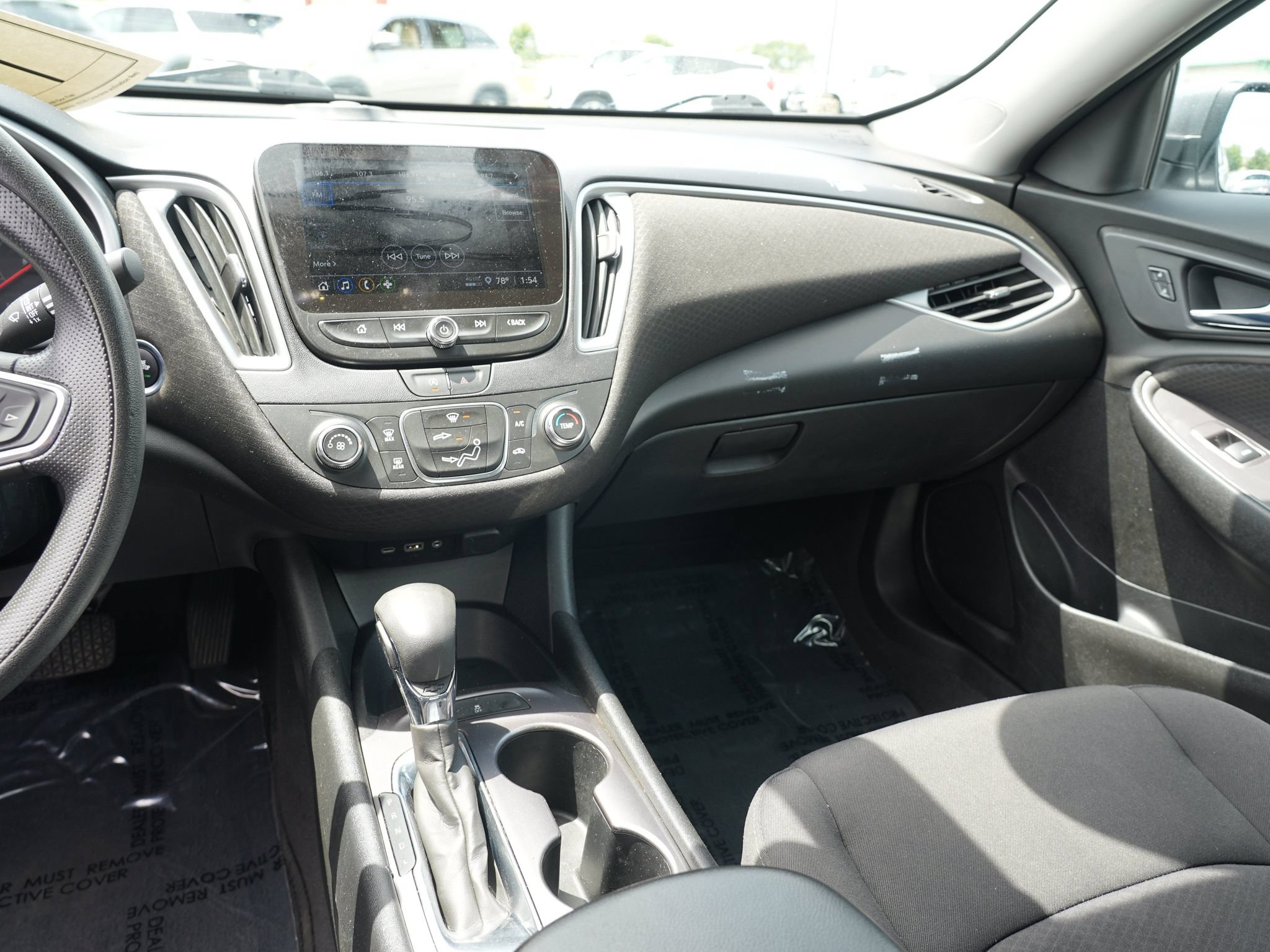 Used 2021 Chevrolet Malibu LS FWD image 22