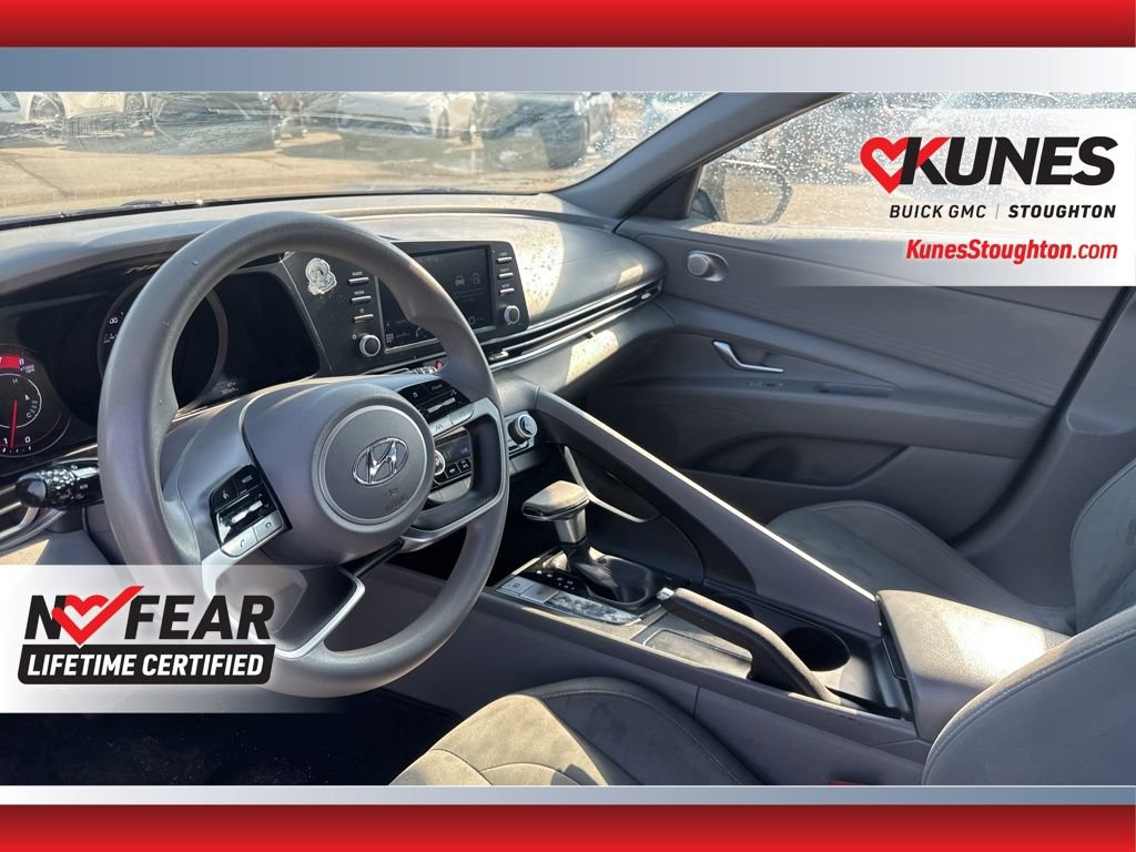 Used 2022 Hyundai Elantra SEL image 20